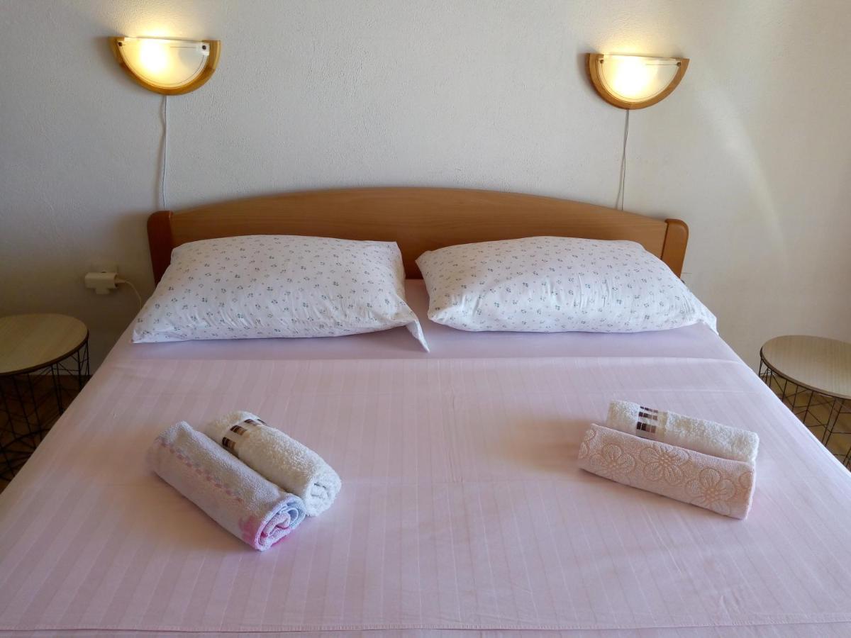 Hotel Ruzica Saric à Hvar Town Extérieur photo