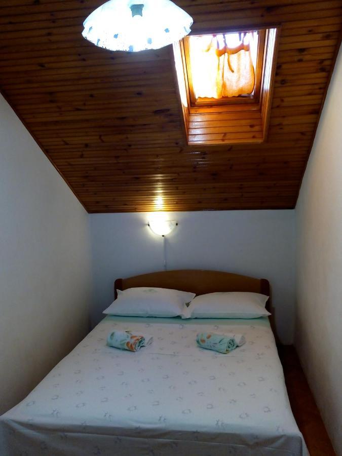 Hotel Ruzica Saric à Hvar Town Extérieur photo