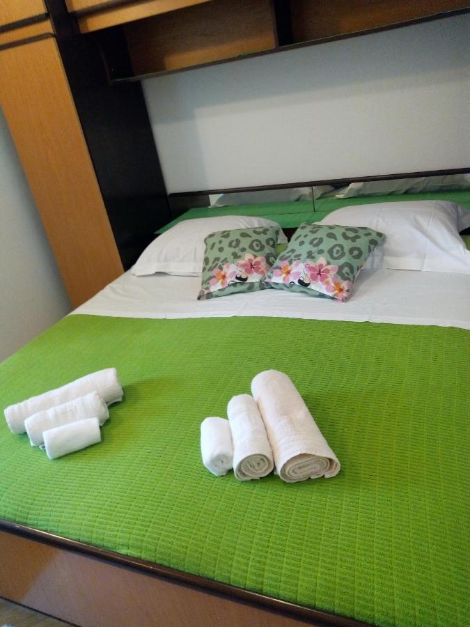 Hotel Ruzica Saric à Hvar Town Extérieur photo